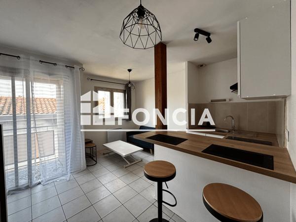 Location Studio meublé 28.76 m² - Agen 47000