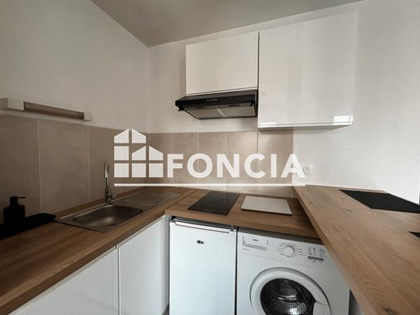 Location Studio meublé 28.76 m² - Agen 47000