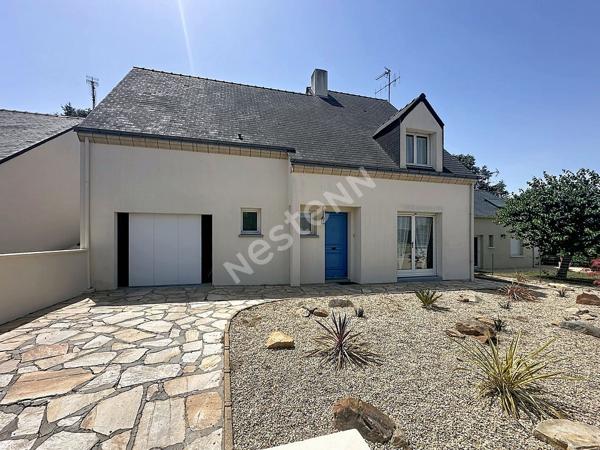 Maison à vendre à ANCENIS quartier bois jauni avec trois chambres, garage et jardin.