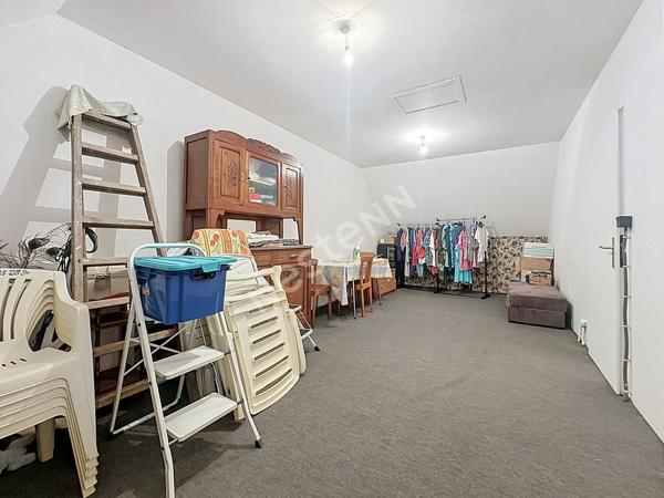 Maison à vendre à ANCENIS quartier bois jauni avec trois chambres, garage et jardin.