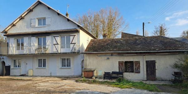 IMMEUBLE DE RAPPORT CHATELLERAULT 200 m²