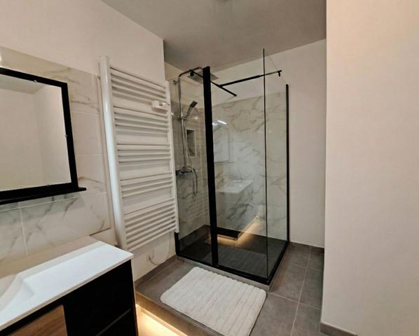 IMMEUBLE DE RAPPORT CHATELLERAULT 200 m²