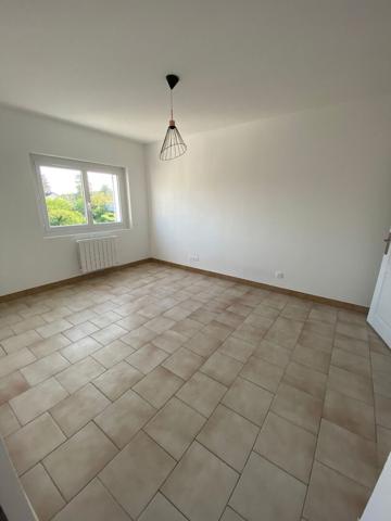 IMMEUBLE DE RAPPORT CHATELLERAULT 200 m²