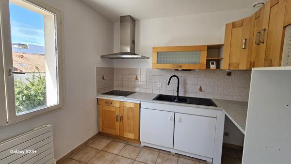 Niort quartier avenue de la Rochelle Appartement 3 pièces 61.62