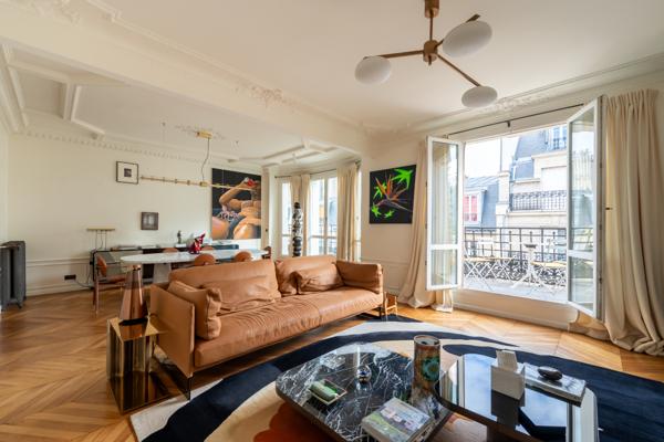 SUBLIME APPARTEMENT DE RÉCEPTION