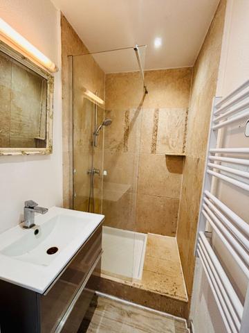 Maison Golf de Pont Royal  3 chambres garage et piscine