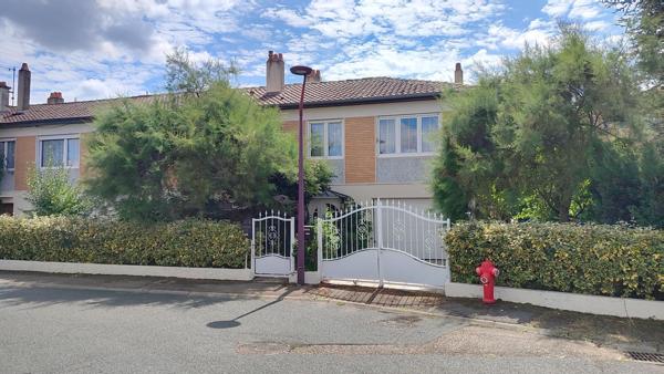 Maison de 155m2 sur terrain arboré de 5 ares environ