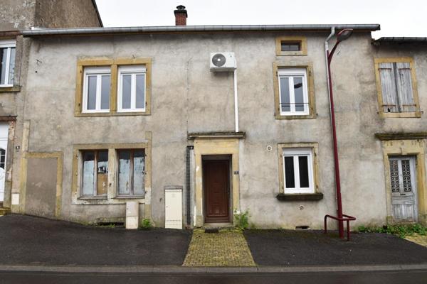 À Vendre – Immeuble avec potentiel locatif intéressant