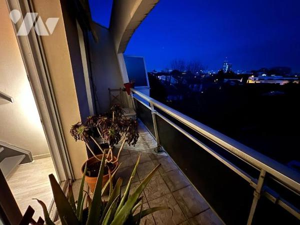 A VENDRE, Gironde, BORDEAUX CAUDERAN, dans un secteur calme proche de la place Mondesir, dans u...