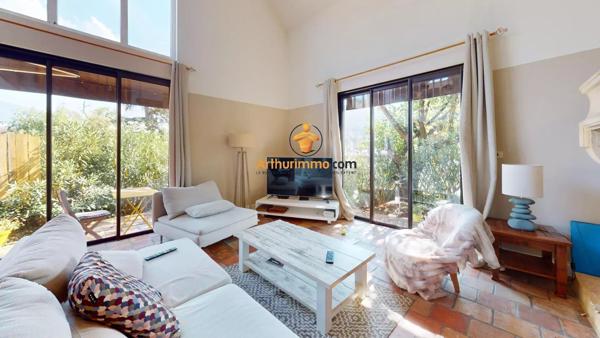 Vente                                                      Maison
                        
                     4 pièces                      109 m2                     à Lourdes