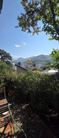 Vente                                                      Maison
                        
                     4 pièces                      109 m2                     à Lourdes
