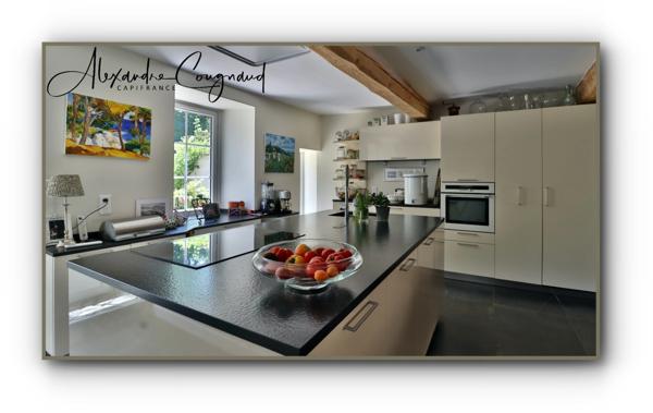 A vendre ARFONS (81) - Maison en pierre, 137 m², 3 chambres, cœur de village, entièrement rénovée