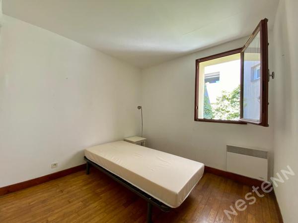 AGEN - Appartement de type 2 bis meublé avec cour