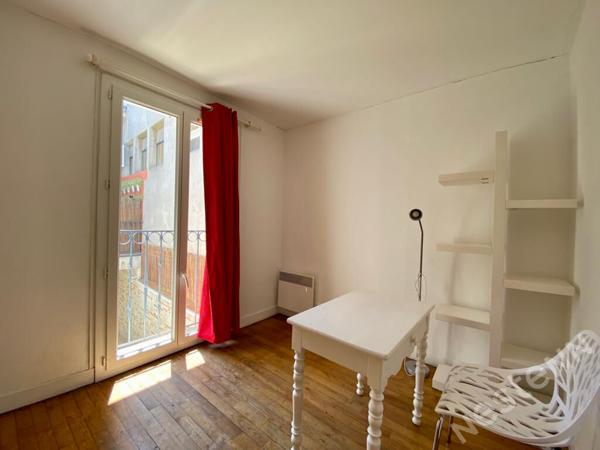 AGEN - Appartement de type 2 bis meublé avec cour