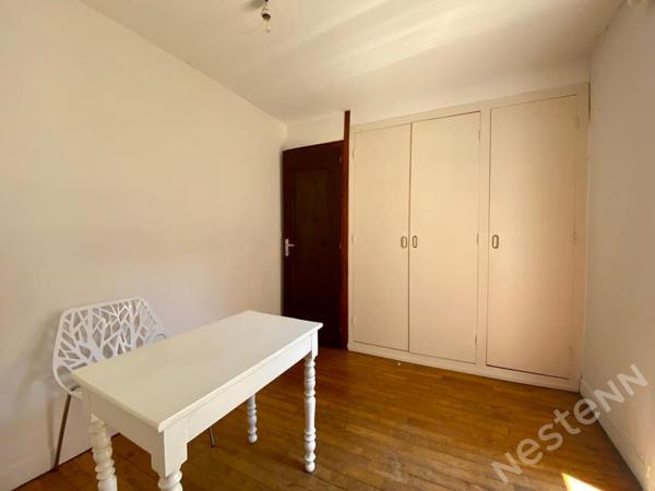 AGEN - Appartement de type 2 bis meublé avec cour