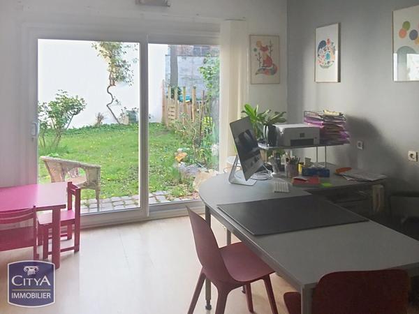 Immeuble à vendre 145.74m² Lille (59000)
