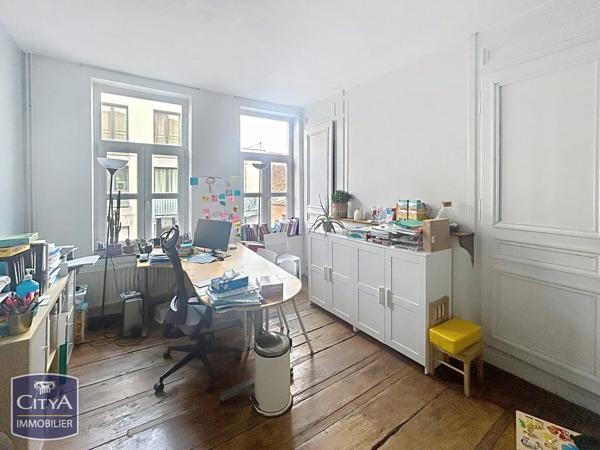 Immeuble à vendre 145.74m² Lille (59000)