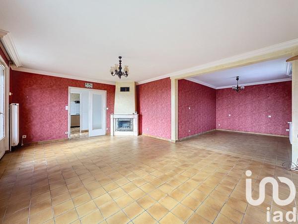 Maison traditionnelle 4 pièces de 85 m² à Compertrix (51510)