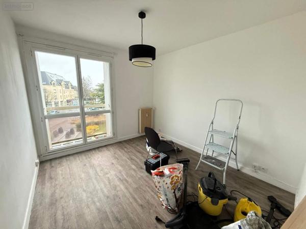 Appartement à louer à Noyal-sur-Vilaine en Ille-et-Vilaine (35530), ref : 019/5505