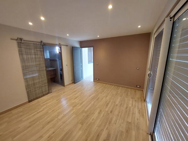 A louer LUCBAREZ ET BARGUES Maison de plain-pied garage suite parentale et 2 chambres