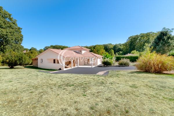 Maison 7 pièce(s) 6 chambre(s) 165 m²
