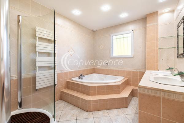 Maison 7 pièce(s) 6 chambre(s) 165 m²