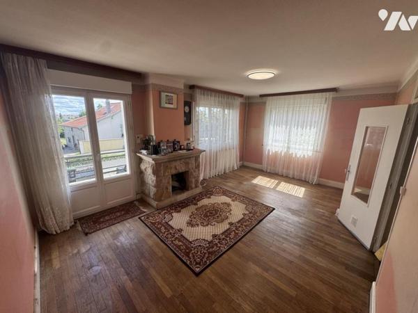 BELLE MAISON T6 AVEC GARAGE ET JARDIN CLOS