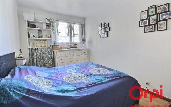 Appartement à vendre    5 pièces • 102,57 m2 Montigny-le-Bretonneux