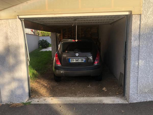 Maison traditionnelle avec 5 chambres et une grande pièce à vivre..