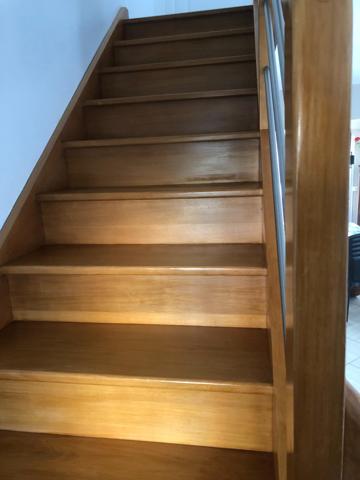 Maison traditionnelle avec 5 chambres et une grande pièce à vivre..