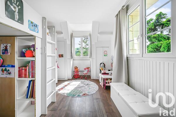 Maison à vendre 8 pièces 190 m² Bougival