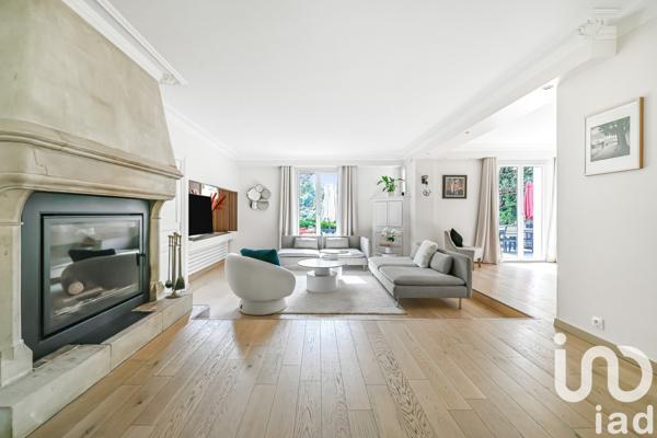 Maison à vendre 8 pièces 190 m² Bougival
