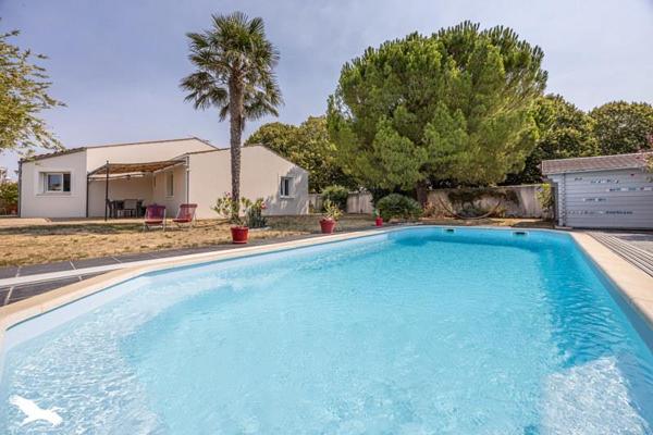 Maison à vendre |  Clavette |  5 pièces | 140 m²