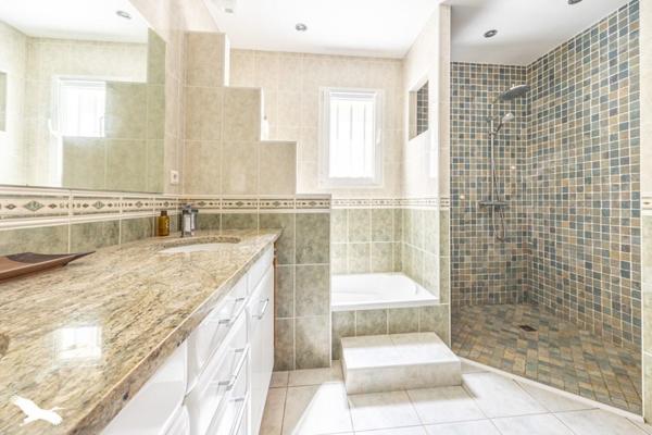 Maison à vendre |  Clavette |  5 pièces | 140 m²