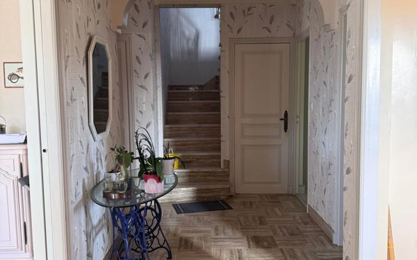 Maison à vendre    5 pièces • 167 m2 Rostrenen