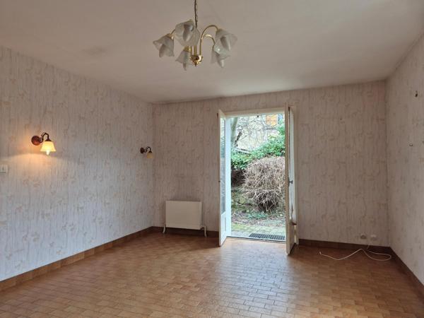 CARMAUX Maison de 85m2 avec garages et terrain