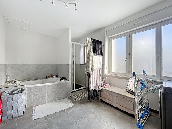 A LOUER Maison familiale non meublée située entre kérinou et le Bergot - 130m²