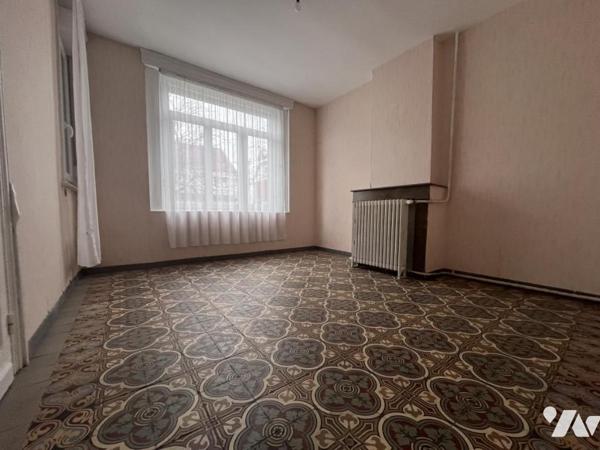 En exclusivité - Maison semi individuelle - 3 Chambres - Garages 