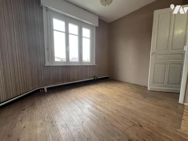 En exclusivité - Maison semi individuelle - 3 Chambres - Garages 