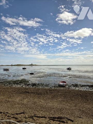 -QUETTEHOU-LES PIEDS DANS L'EAU-