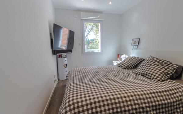 Appartement à vendre    5 pièces • 104 m2 Toulouse