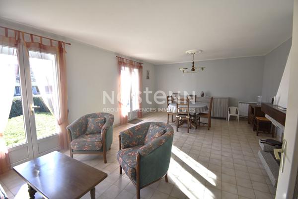 Maison Saint Herblain bourg, de plain pied, 2 chambres, garage, jardin.