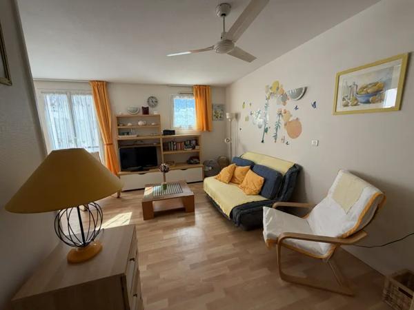 APPARTEMENT T2 AVEC PLACE DE PARKING ET TERASSE