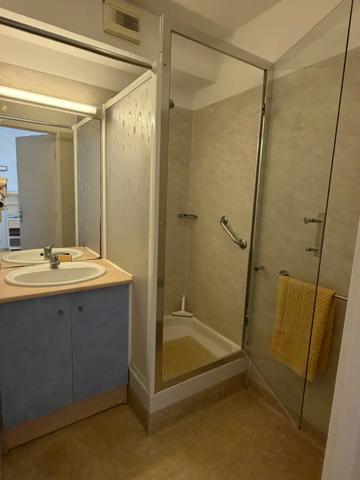 APPARTEMENT T2 AVEC PLACE DE PARKING ET TERASSE