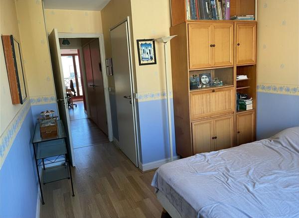 Appartement résidence de Standing, 4 pièce(s) 3 chambres 90 m2 Terrasse