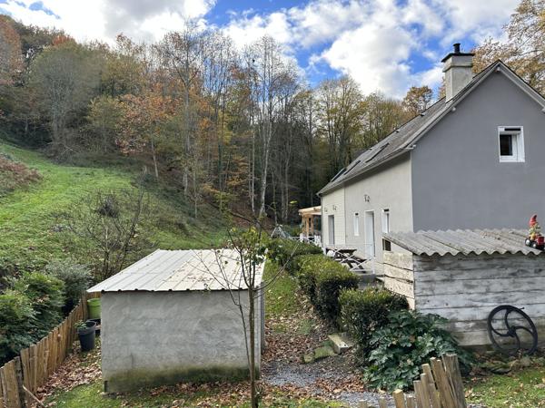 Féas (64570) Un écrin de verdure et de tranquillité à seulement 10 minutes du centre ville d'Oloron Sainte Marie