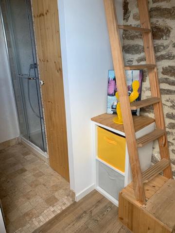 A LOUER studio T1 meublé CENTRE VILLE Dinan