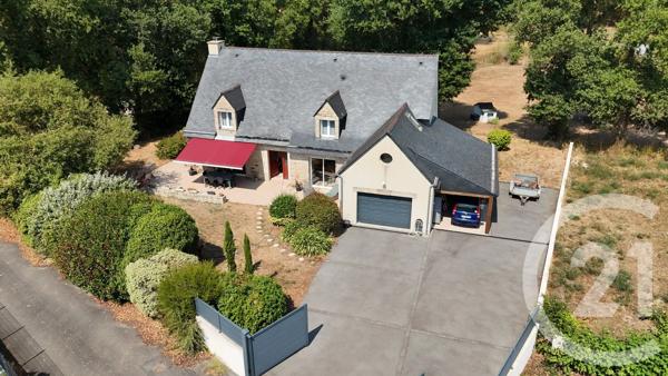 Maison à vendre  6 pièces - 191 m 2   SURZUR  - 56