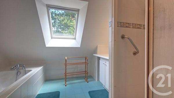 Maison à vendre  6 pièces - 191 m 2   SURZUR  - 56