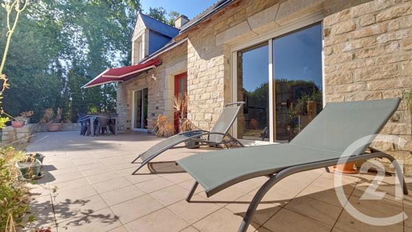 Maison à vendre  6 pièces - 191 m 2   SURZUR  - 56